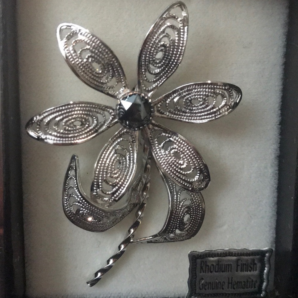 Hematite Brooch Rhodium Finish - Picture 2 of 6